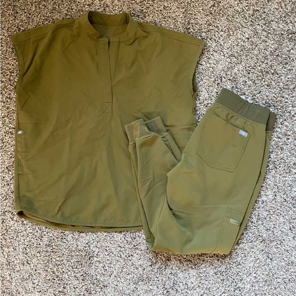 Figs Olive Green Scrub Top and Jogger Set
